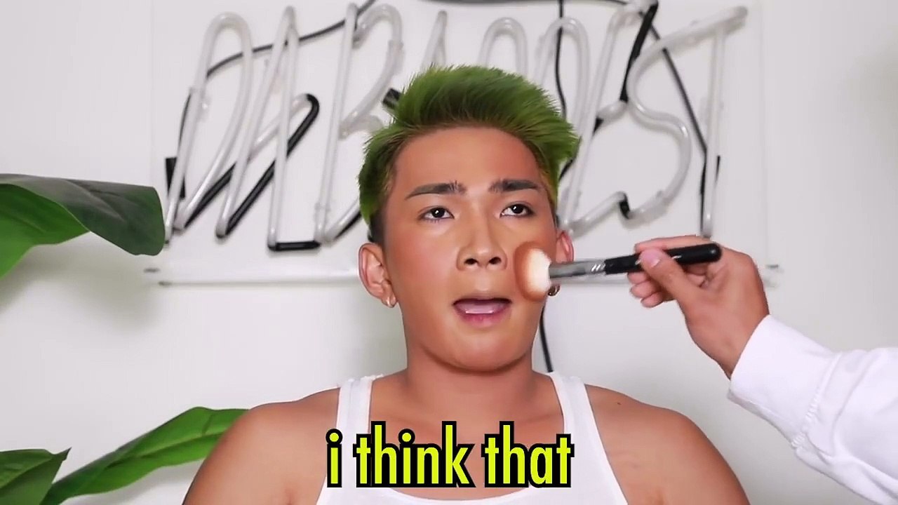 My Boyfriend does my Makeup