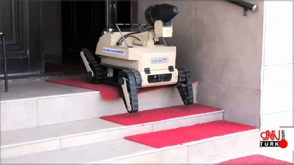 Bomba imha robotu dezenfekte aracına dönüştü