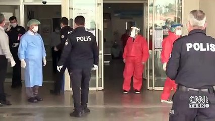 "Bende varsa herkese bulaşsın" dedi ve saldırdı