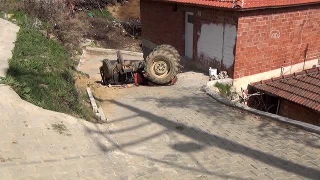 13 yaşındaki çocuğun kullandığı traktör devrildi, 7 yaşındaki kardeşi öldü