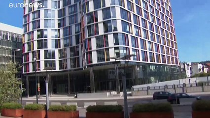 مطبخ البرلمان الأوروبي يوزع وجبات مجانا على المشردين والعاملين بالقطاع الصحي