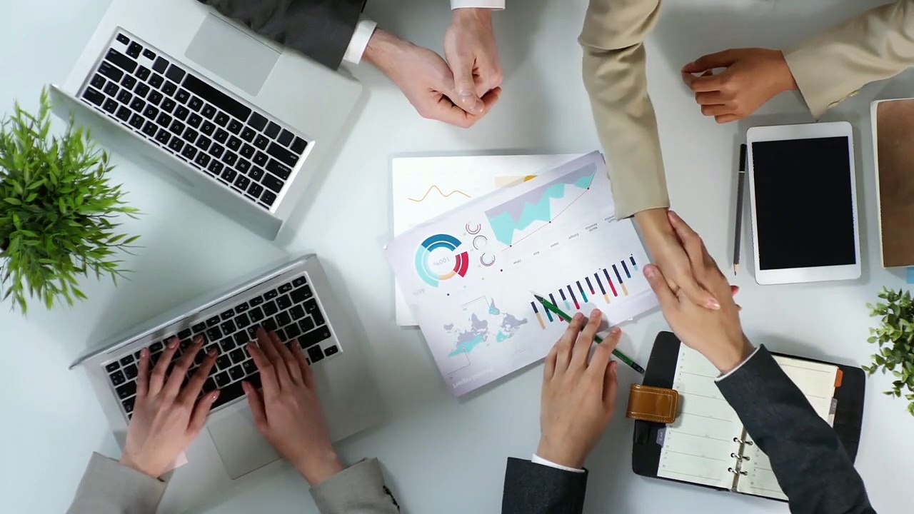 Team work | meeting of bussiness | Staff development | life coaching