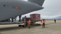 El avión con material sanitario procedente de Shangai aterriza en Torrejón