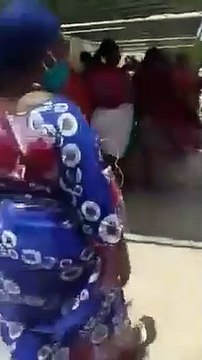 Des Ivoiriennes brutalisées devant l’ambassade de Côte d’Ivoire à Dakar (vidéo)