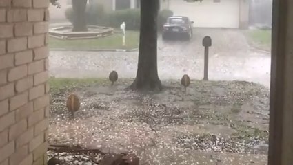 Massive hail downpour causes a racket