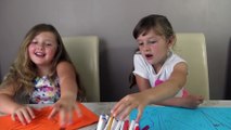 Sophia e Isabella Fazendo e Colorindo Desenhos