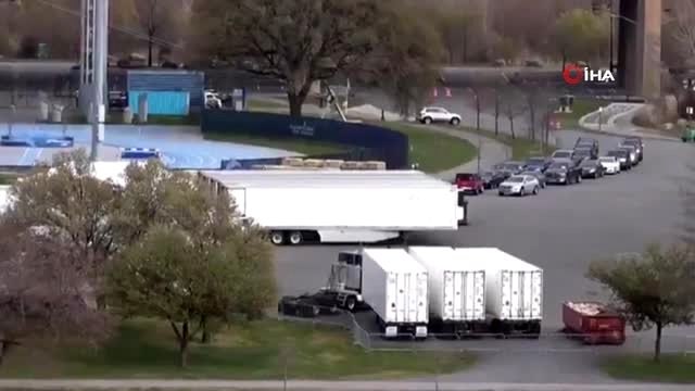 - New York'ta cenaze evleri ve morglar doldu taştı