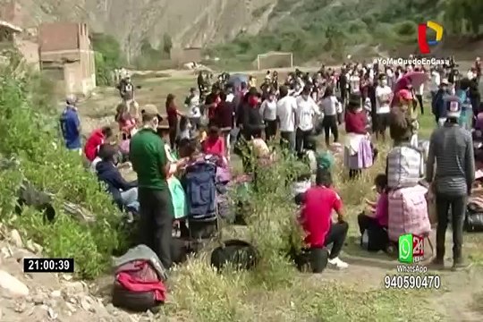 Rumbo a Junín el primer grupo de personas que intentó regresar a sus regiones caminando