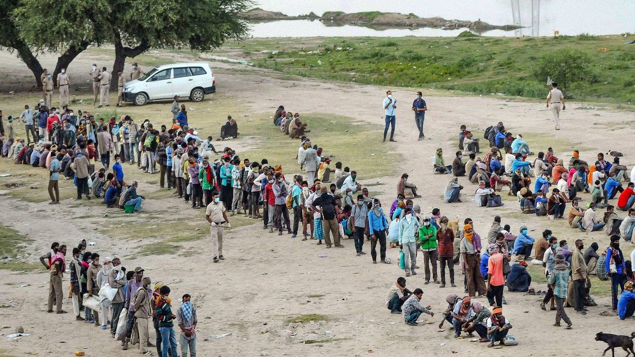 No food and money, Watch Delhi migrants story