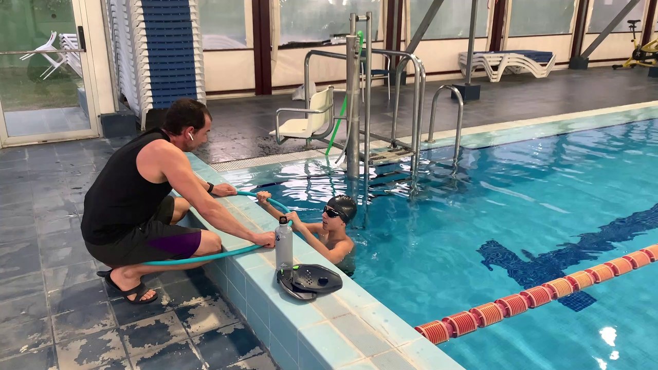 Practicando la salida de espalda sin podio.