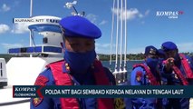 Polda NTT Bagi Sembako Di Tengah Laut