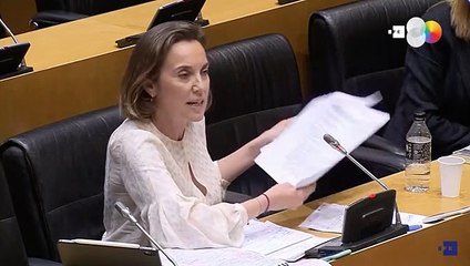 Cuca Gamarra interpela duramente al gobierno en la sesión parlamentaria