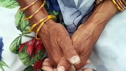 इटावा: पीड़ित मां ने प्रशासन से लगाई मदद की गुहार