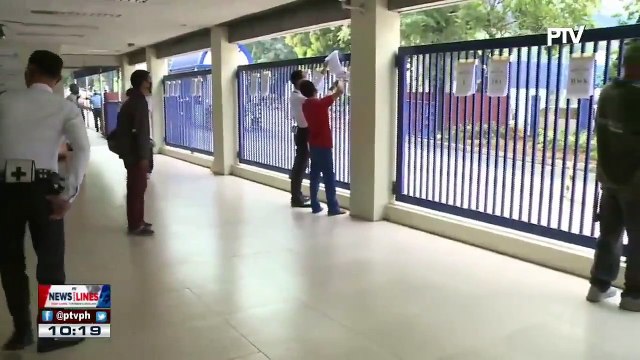 Public utility transport sector workers line up for share of gov't aid