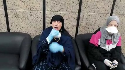 سيدة عجوز تعافت من كورونا تودع مستشفى قها للحجر الصحى بالزغاريد