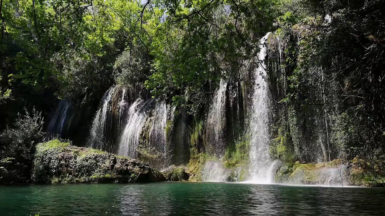Feel relax with waterfall sound,Be calm and fresh in quarantine