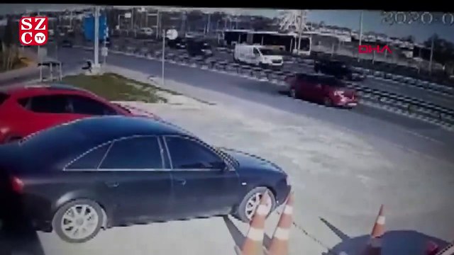 Metrobüs kazası güvenlik kamerasında