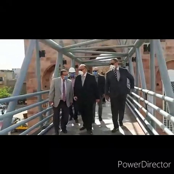 محافظ القاهرة يفتتح كوبرى مشاة جديد أمام المعهد القومى للأورام