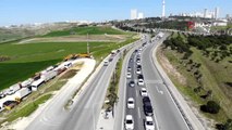 İstanbul trafiği sokağa çıkma yasağı öncesi kilitlendi