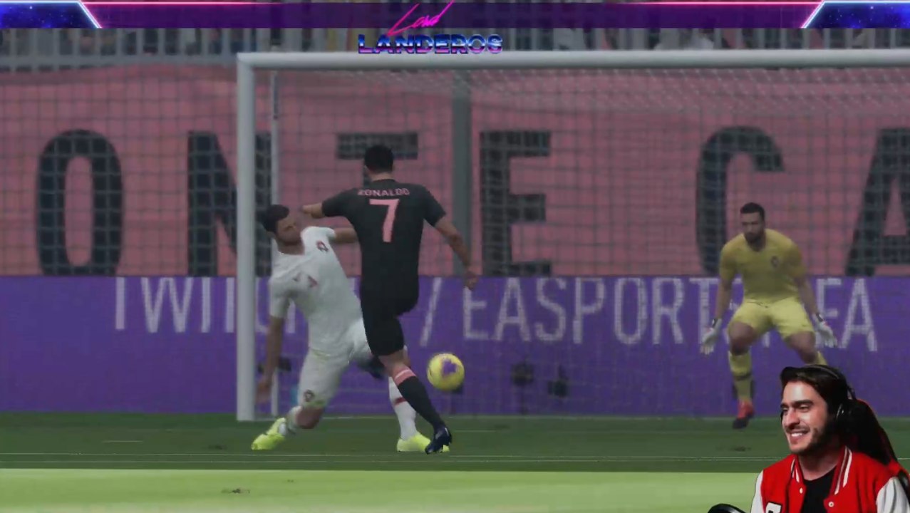 Cristiano Ronaldo se enfrentó a... ¡Cristiano Ronaldo!