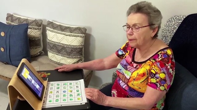 Adultos mayores vencen obstáculo de la tecnología por el coronavirus