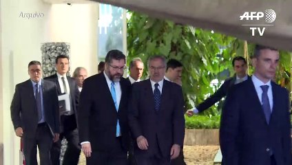 Brasil negocia operação de repatriação de servidores na Venezuela