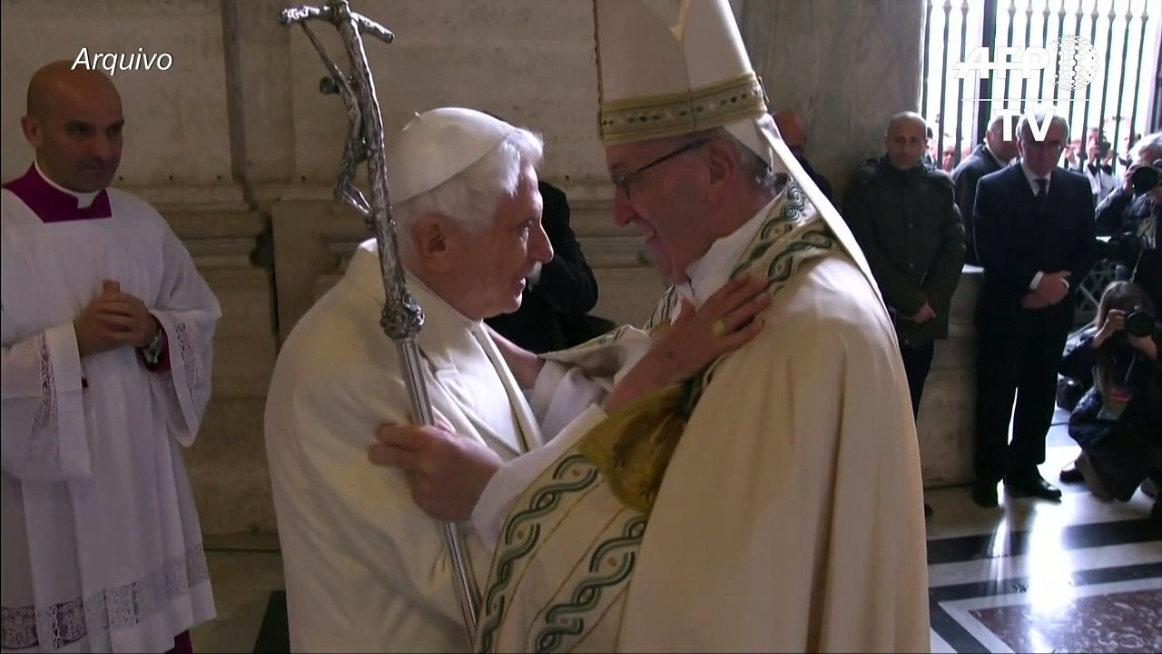 Bento XVI completa 93 anos