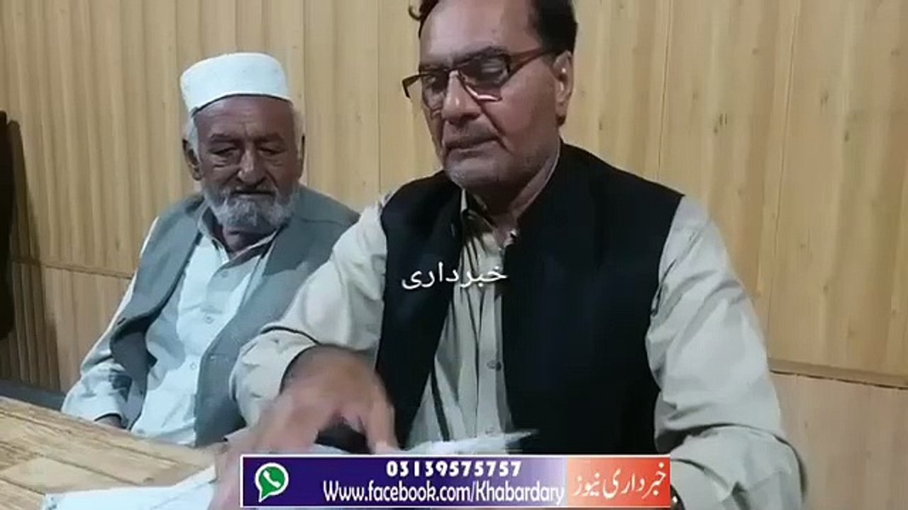 Charsadda: Khanmahi ma Baasar Shaks Enteqal Shudda Zameen par Qabza Jama Raha hay.