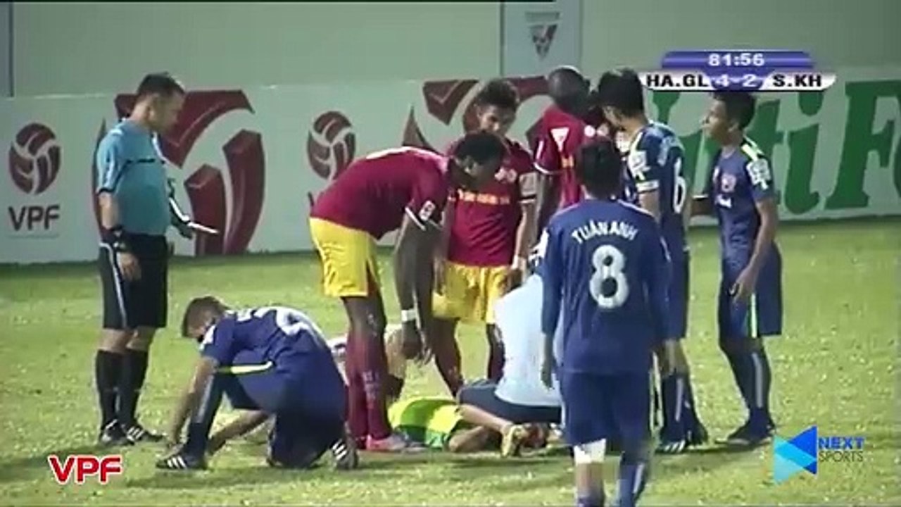 Cùng nhìn lại lần đầu tiên Văn Toàn ra mắt V.League: 10 phút gieo hy vọng cho NHM phố Núi | NEXT SPORTS