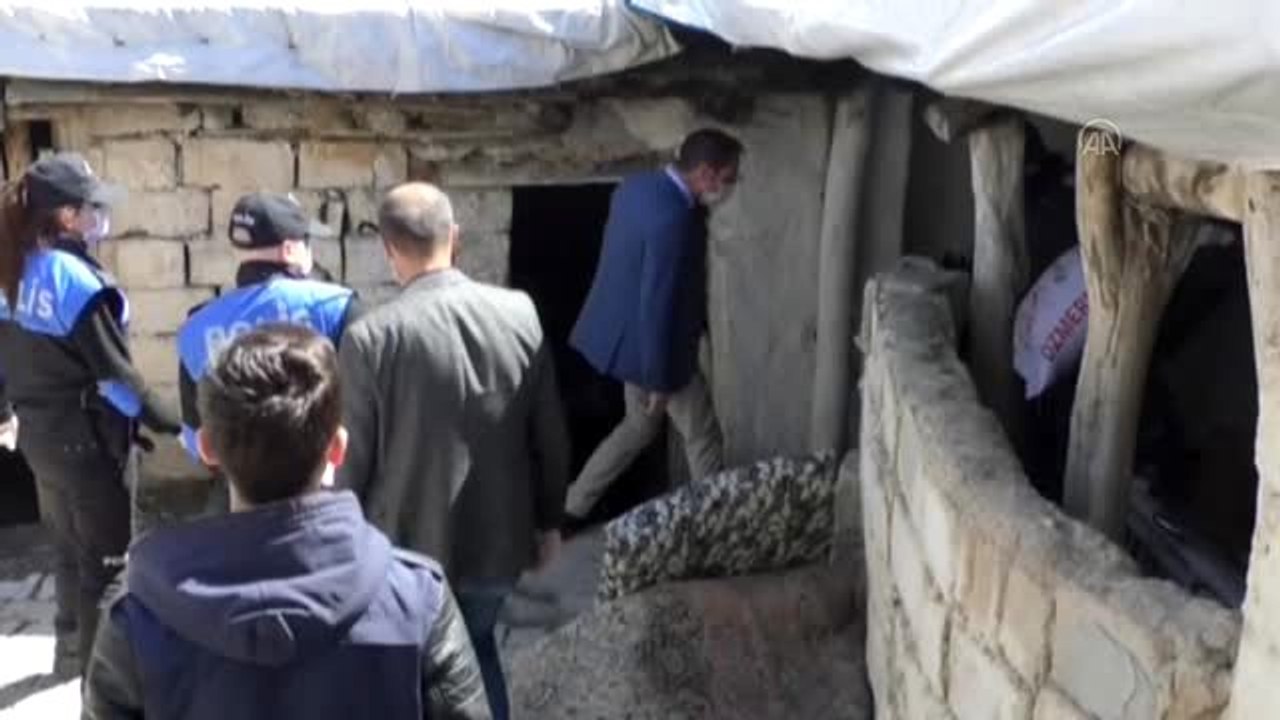 Hakkari'de 1384 aileye devletin yardım eli uzatıldı