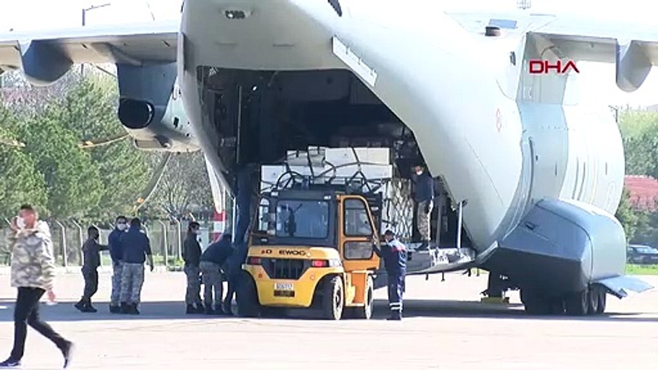 Türkiye’den Somali’ye ilaç ve sağlık malzemesi...