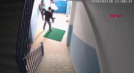 Eve girmeden önce aralarında kavga ettiler