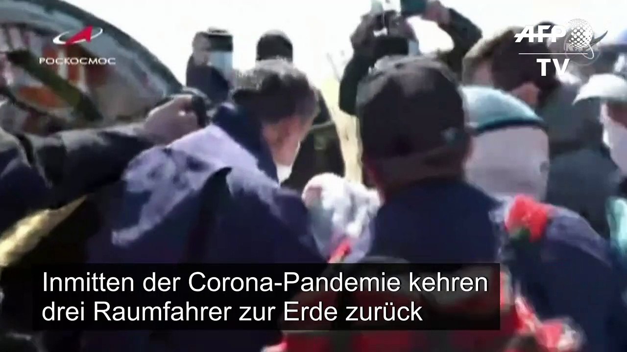 Astronauten landen auf der Corona-Erde