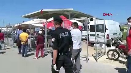 Antalya'da pazara girmek isteyenler, kuyruk oluşturdu