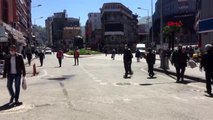 Zonguldak'ta, sokağa çıkma yasağı öncesi hareketlilik