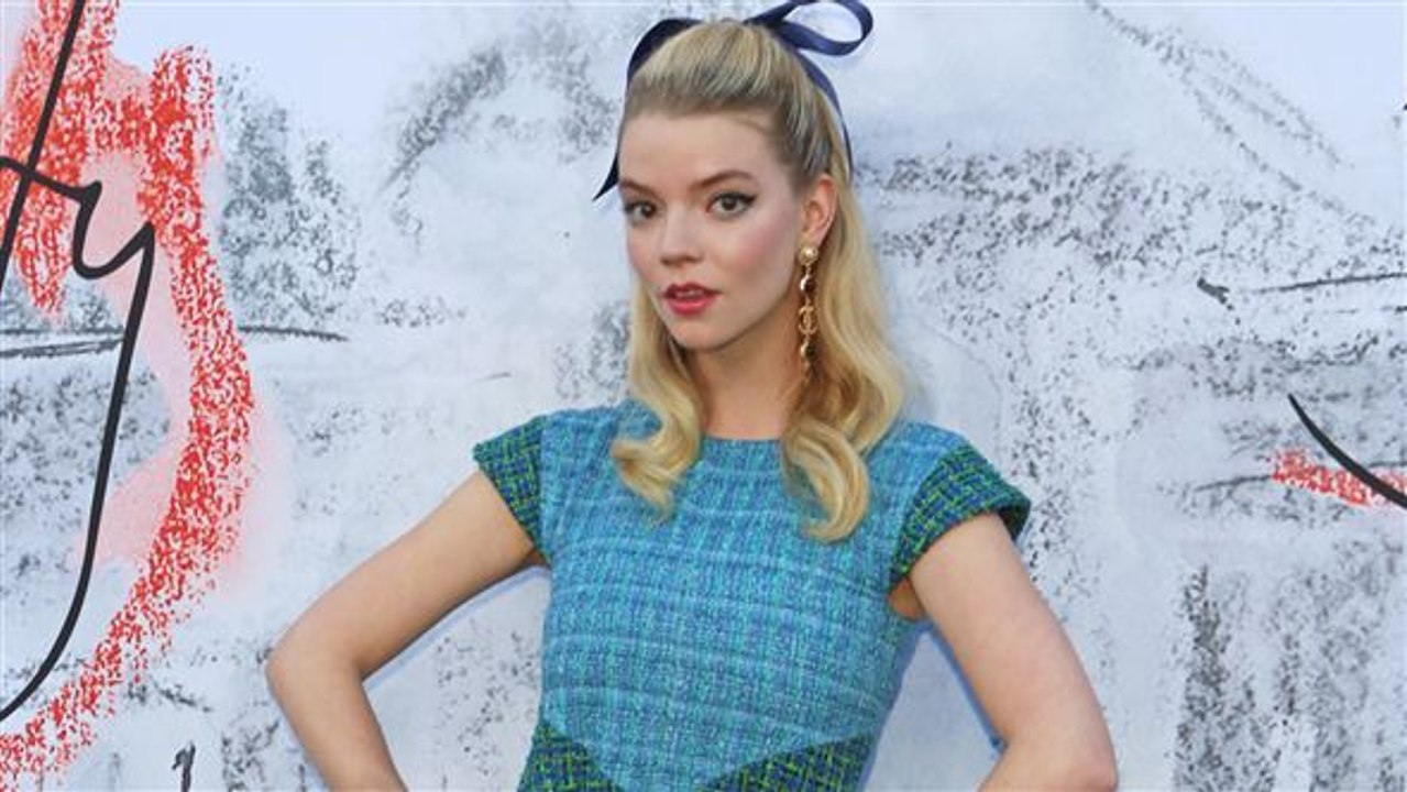 Anya taylor-joy ist nicht nur ein film- sondern jetzt auch ein modestar