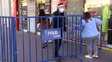 Eskişehir'de yasağa saatler kala sokaklar doldu