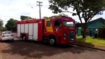 Incêndio atinge telhado de casa no Bairro Santo Onofre