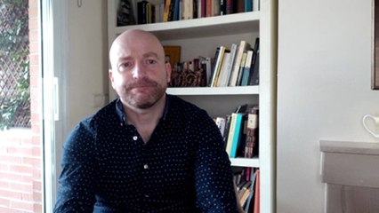 Iván Escobar explica la relación entre Macarena y Zulema en 'Vis a Vis: El Oasis'