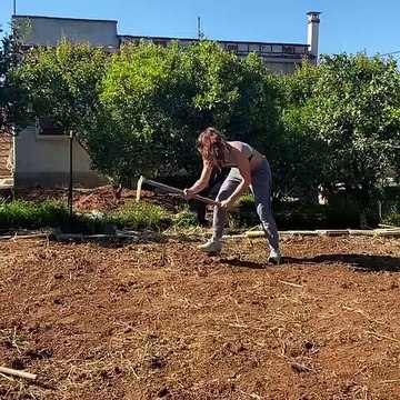 Κατερίνα Στεφανίδη: Έτσι περνά τις μέρες της καραντίνας! (μέρος β)