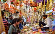 Jaipur Markets Light Up For Diwali, Colourful 'Diyas' Main Attraction
