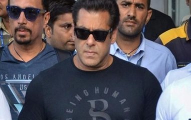 Salman Khan Casts Vote For Maharashtra Assembly Elections 2019