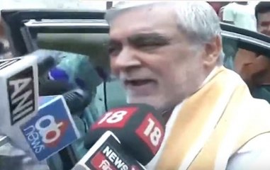 Ink Attack On Union Minister Ashwini Choubey In Patna