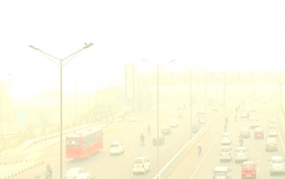 Delhi schools suspends outdoor activities as air quality severe in city