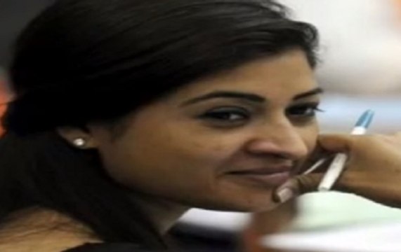 Aam Aadmi Party asks MLA Alka Lamba to resign over Rajiv Gandhi resolution