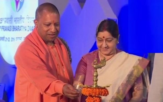 Sushma Swaraj, Yogi Adityanath inaugurate Pravasi Bharatiya Diwas