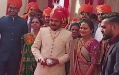 Watch: Patidar leader Hardik Patel gets married to Kinjal Parekh