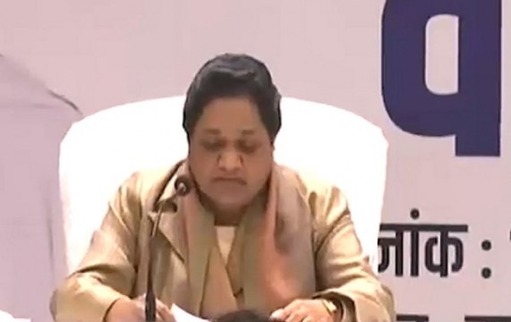 Mayawati, Akhilesh Yadav confirm collaboration, opt for 50:50 seat distribution