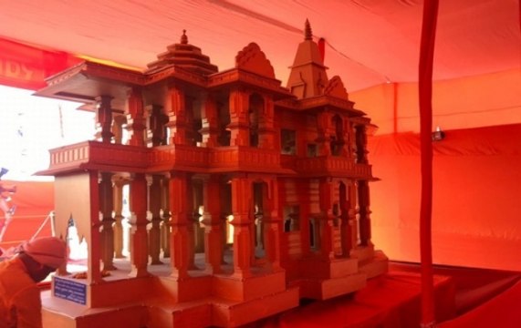 Replica of Ram Temple draws crowds to Kumbh Mela