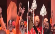 Kumbh Mela 2019: Anand Akahada carries out grand procession